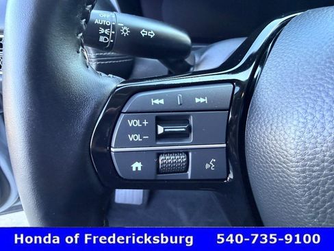 Certified 2026 Honda HR-V EX-L image 30