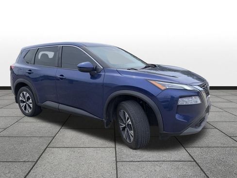 Used 2022 Nissan Rogue SV FWD image 3