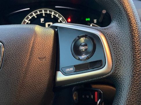 Used 2019 Honda CR-V LX image 17