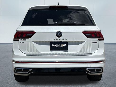 Used 2022 Volkswagen Tiguan SEL R-Line AWD/4WD image 4