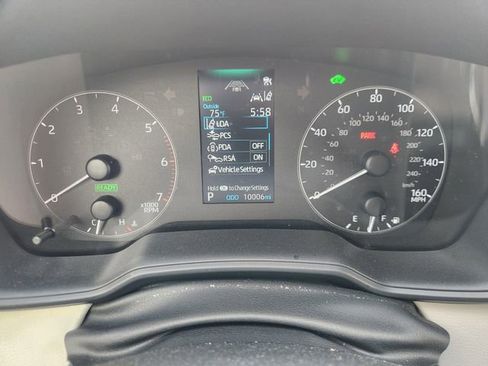 Certified 2025 Toyota Corolla LE image 15