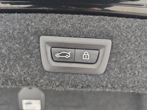 Used 2017 BMW 540i xDrive 540i xDrive image 16