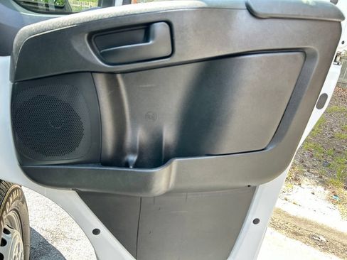 Used 2025 RAM ProMaster 2500 w/ Convenience Group FWD image 23