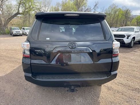 Used 2023 Toyota 4Runner SR5 Premium w/ SR5 Premium Package image 5
