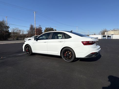 New 2026 Volkswagen Jetta GLI Autobahn image 8