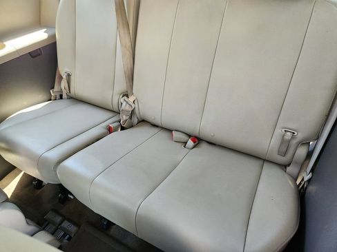 Used 2013 Toyota Sienna XLE FWD image 30