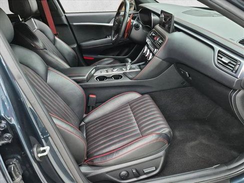 Used 2022 Genesis G70 3.3T w/ Sport Advanced Package RWD image 22