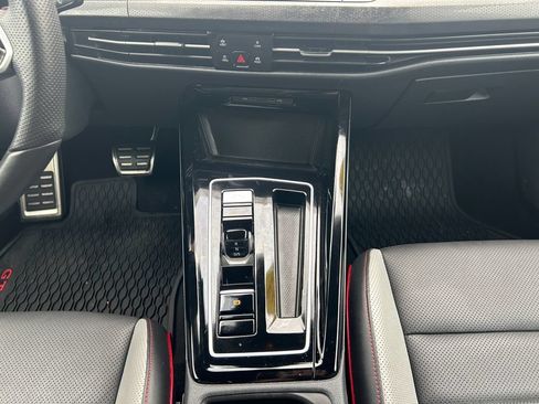 Used 2024 Volkswagen GTI Autobahn FWD image 15