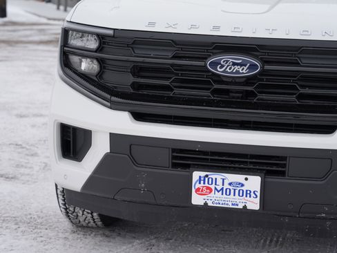 New 2026 Ford Expedition Active image 9