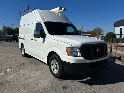 Used 2018 Nissan NV 3500 SV w/ Navigation Package image 5
