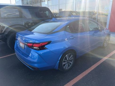 Used 2020 Nissan Versa SV image 11