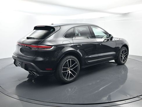 Certified 2024 Porsche Macan AWD/4WD image 15