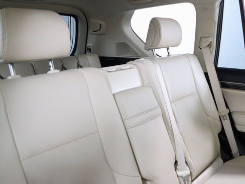 Used 2021 Lexus GX 460 Premium w/ Premium Plus Package AWD/4WD image 30