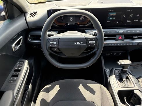 New 2026 Kia K4 LXS image 14