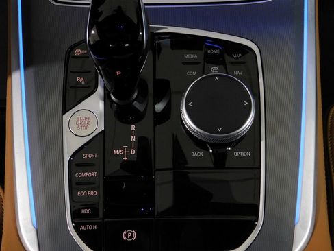 Used 2023 BMW X5 xDrive40i image 64