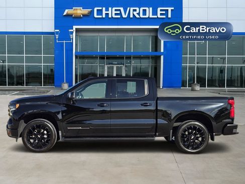 Certified 2025 Chevrolet Silverado 1500 High Country w/ High Country Premium Package AWD/4WD image 3