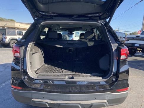 Used 2022 Chevrolet Equinox Premier image 8