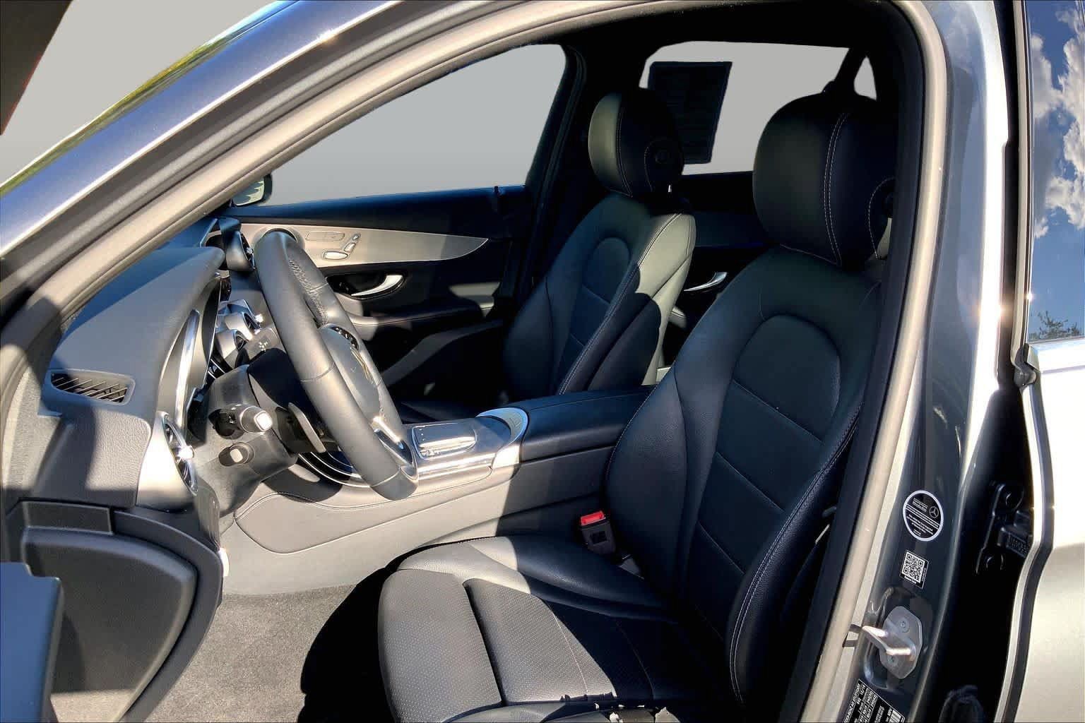 Used 2020 Mercedes-Benz GLC 350e 4MATIC image 9