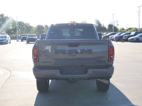 New 2027 RAM 2500 Big Horn AWD/4WD image 22