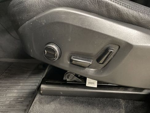 Used 2020 Volvo XC90 T6 Momentum w/ Protection Package image 16