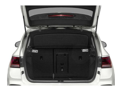 Used 2023 Volkswagen Taos SE w/ Panoramic Sunroof Package FWD image 14