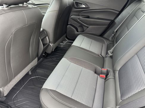 New 2025 Chevrolet Trax LT w/ LT Convenience Package image 14