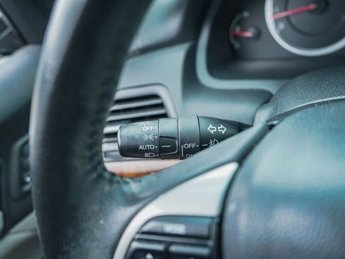 Used 2012 Honda Accord EX-L image 18