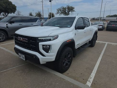 Used 2025 GMC Canyon Elevation w/ Convenience Package AWD/4WD image 2