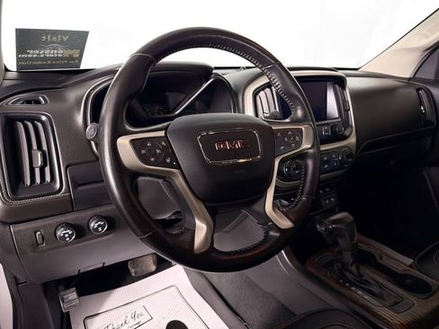 Used 2021 GMC Canyon Denali image 9
