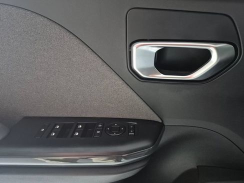 Used 2025 Kia K4 EX FWD image 15
