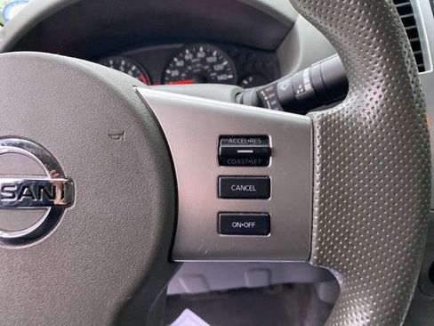 Used 2021 Nissan Frontier SV image 28