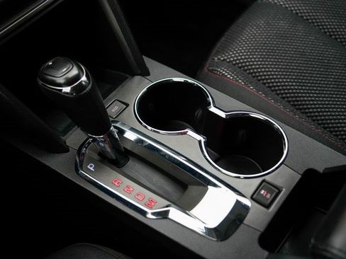 Used 2017 GMC Terrain SLE w/ Chrome Edition image 31