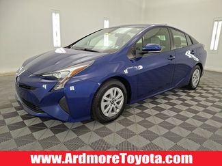 Used 2017 Toyota Prius Two w/ Carpet Mat Package FWD video 1