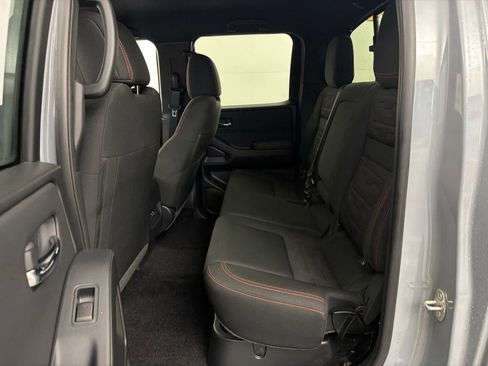 Used 2023 Nissan Frontier PRO-4X w/ Technology Package AWD/4WD image 15