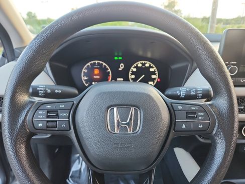 Used 2023 Honda HR-V LX image 18