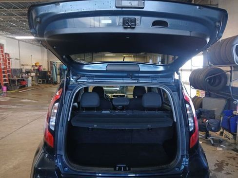 Used 2018 Kia Soul + w/ Audio Package image 44