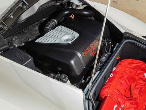 Used 2015 Alfa Romeo 4C Coupe w/ Leather Interior Group image 7