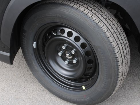 New 2026 Toyota Corolla Cross L image 17