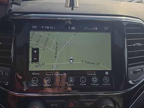 Used 2022 Jeep Grand Cherokee Limited w/ Tech Group image 15