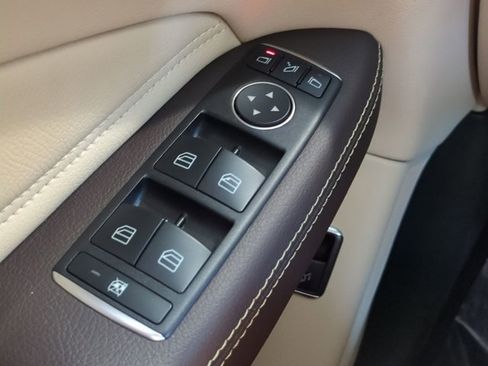 Used 2018 Mercedes-Benz GLE 350 4MATIC w/ Premium 2 Package image 22