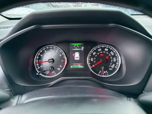 Used 2022 Toyota RAV4 LE FWD image 28