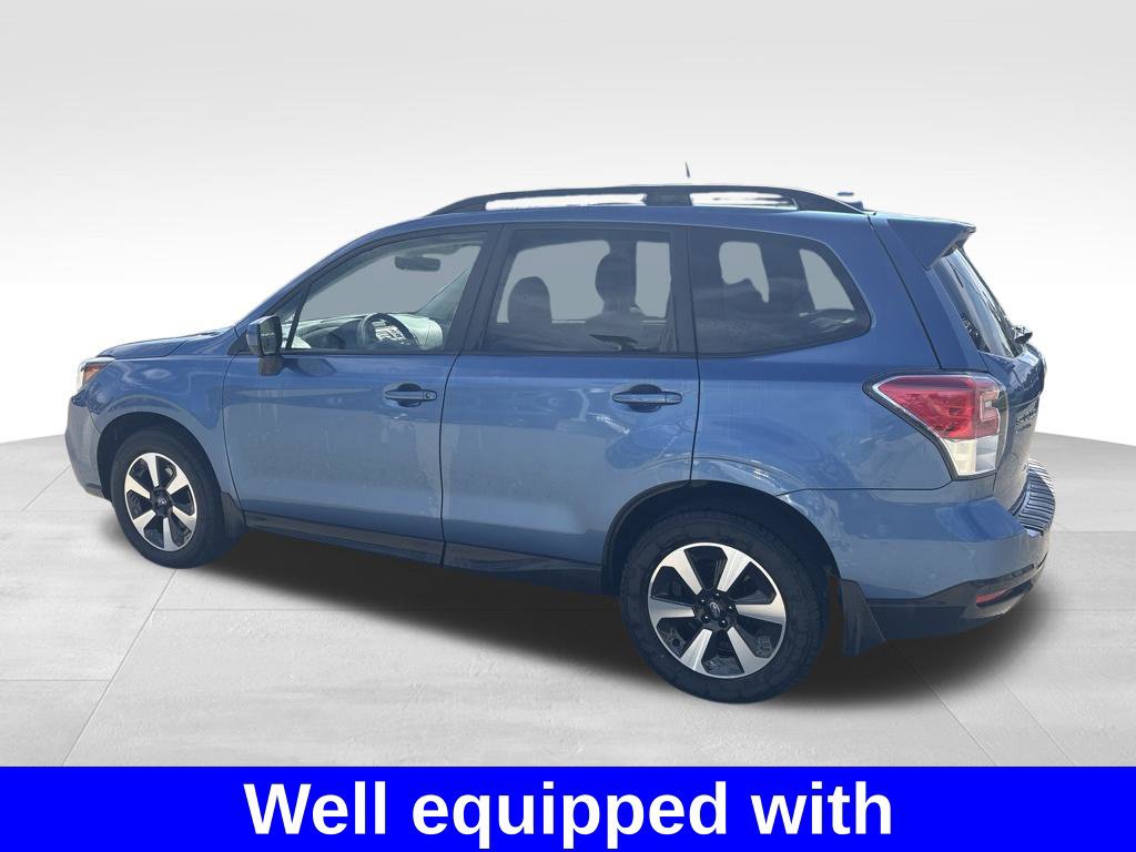 Used 2017 Subaru Forester 2.5i Premium AWD/4WD image 3
