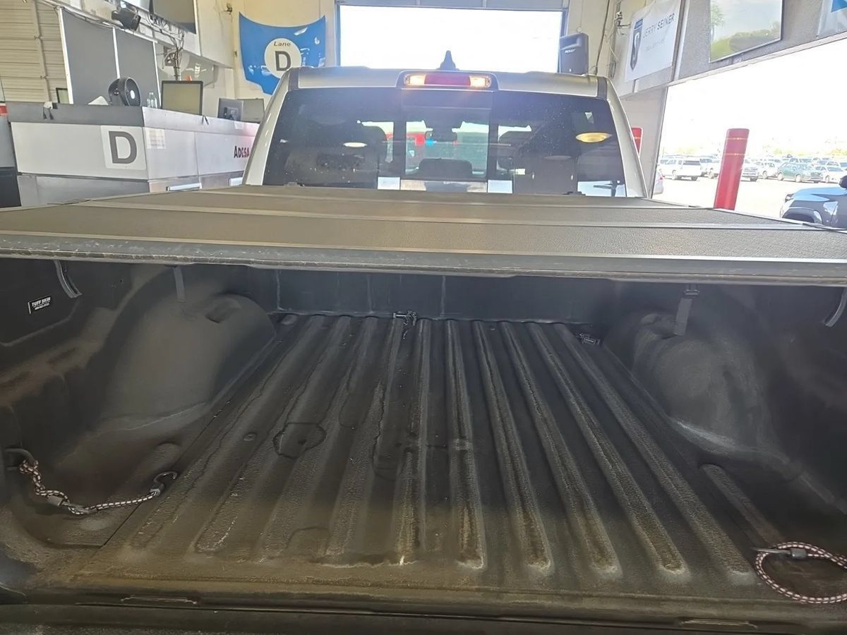 Used 2019 RAM 1500 Big Horn AWD/4WD image 11