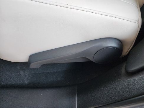 Used 2020 Lexus RX 450h AWD w/ Premium Package image 90