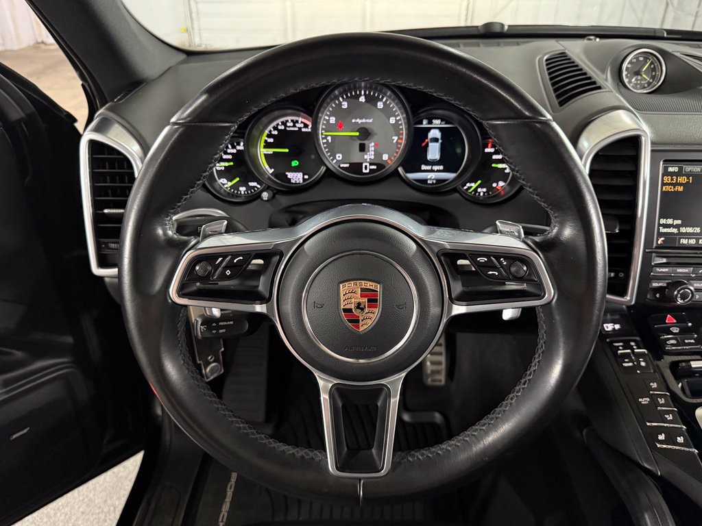 Used 2016 Porsche Cayenne S AWD/4WD image 33