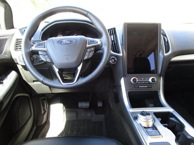 Used 2024 Ford Edge SEL w/ Convenience Package AWD/4WD image 13