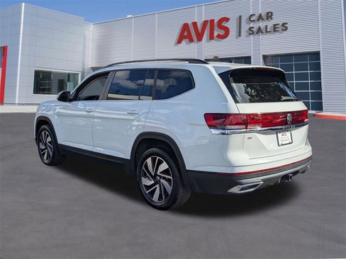 Used 2025 Volkswagen Atlas SE image 10