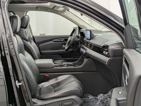 Used 2024 Honda Pilot Touring image 30