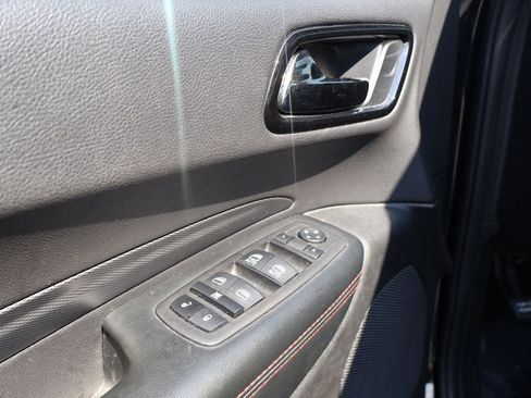 Used 2023 Dodge Durango GT RWD image 8