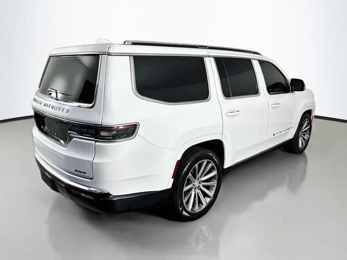 Used 2023 Jeep Grand Wagoneer 4WD w/ Convenience Group III image 7